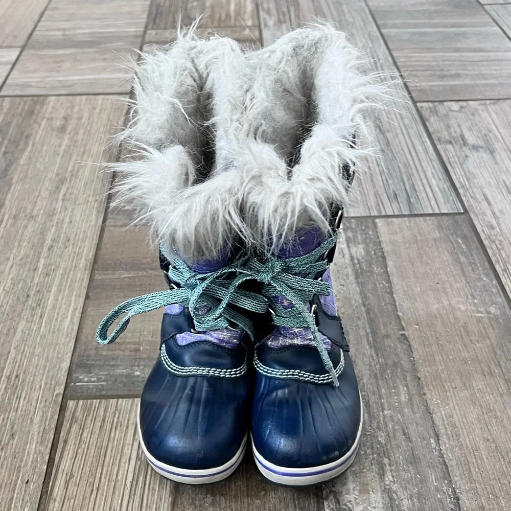 Sorel Kids Lavender and Black Winter Boots